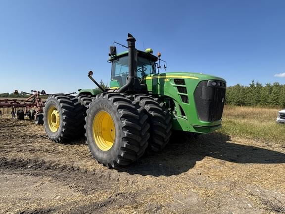 Image of John Deere 9530 Primary image