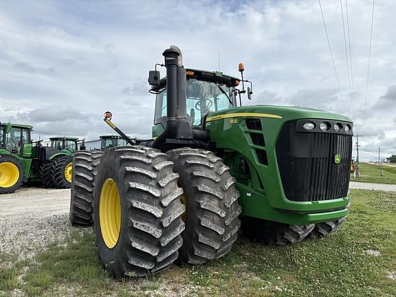 Image of John Deere 9530 equipment image 1