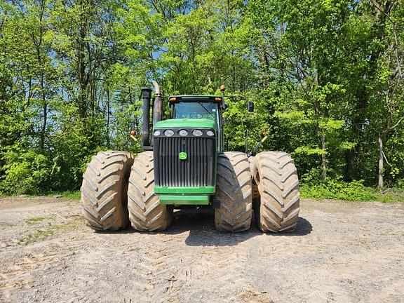 Image of John Deere 9530 equipment image 1