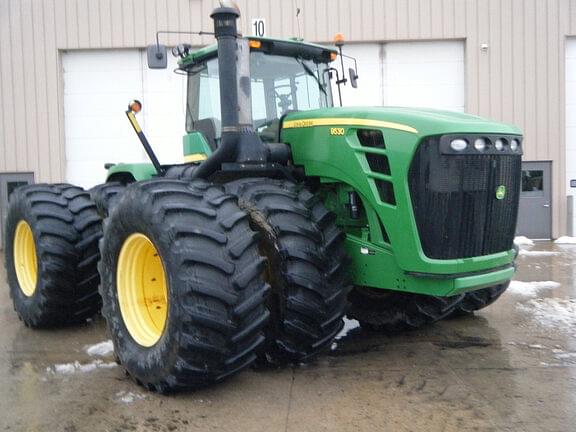 2011 John Deere 9530 Equipment Image0