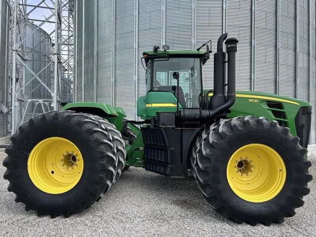 Image of John Deere 9530 equipment image 3