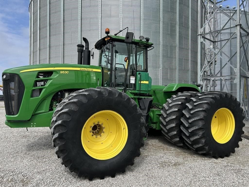 Image of John Deere 9530 Primary image