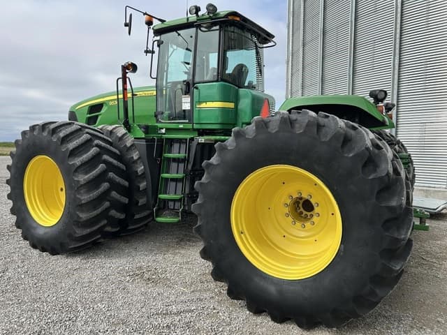 Image of John Deere 9530 equipment image 4