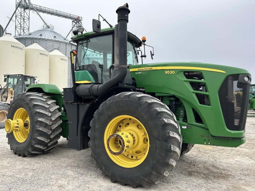 2011 John Deere 9530 Equipment Image0