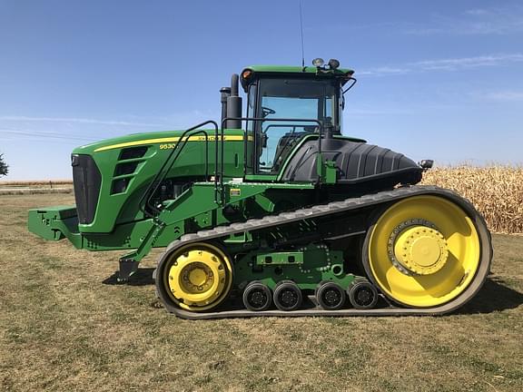 Image of John Deere 9530T equipment image 1