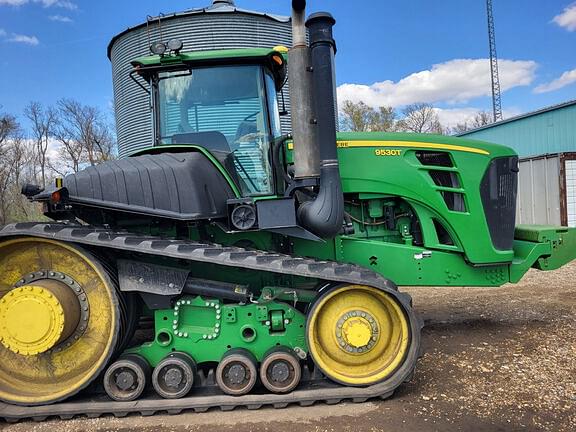 Image of John Deere 9530T equipment image 1