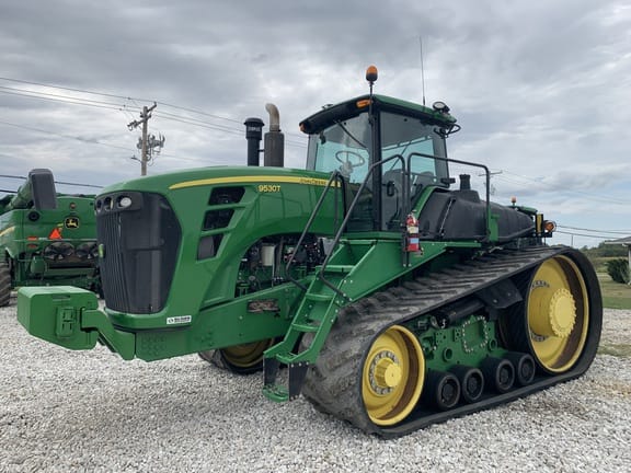 2011 John Deere 9530T Equipment Image0