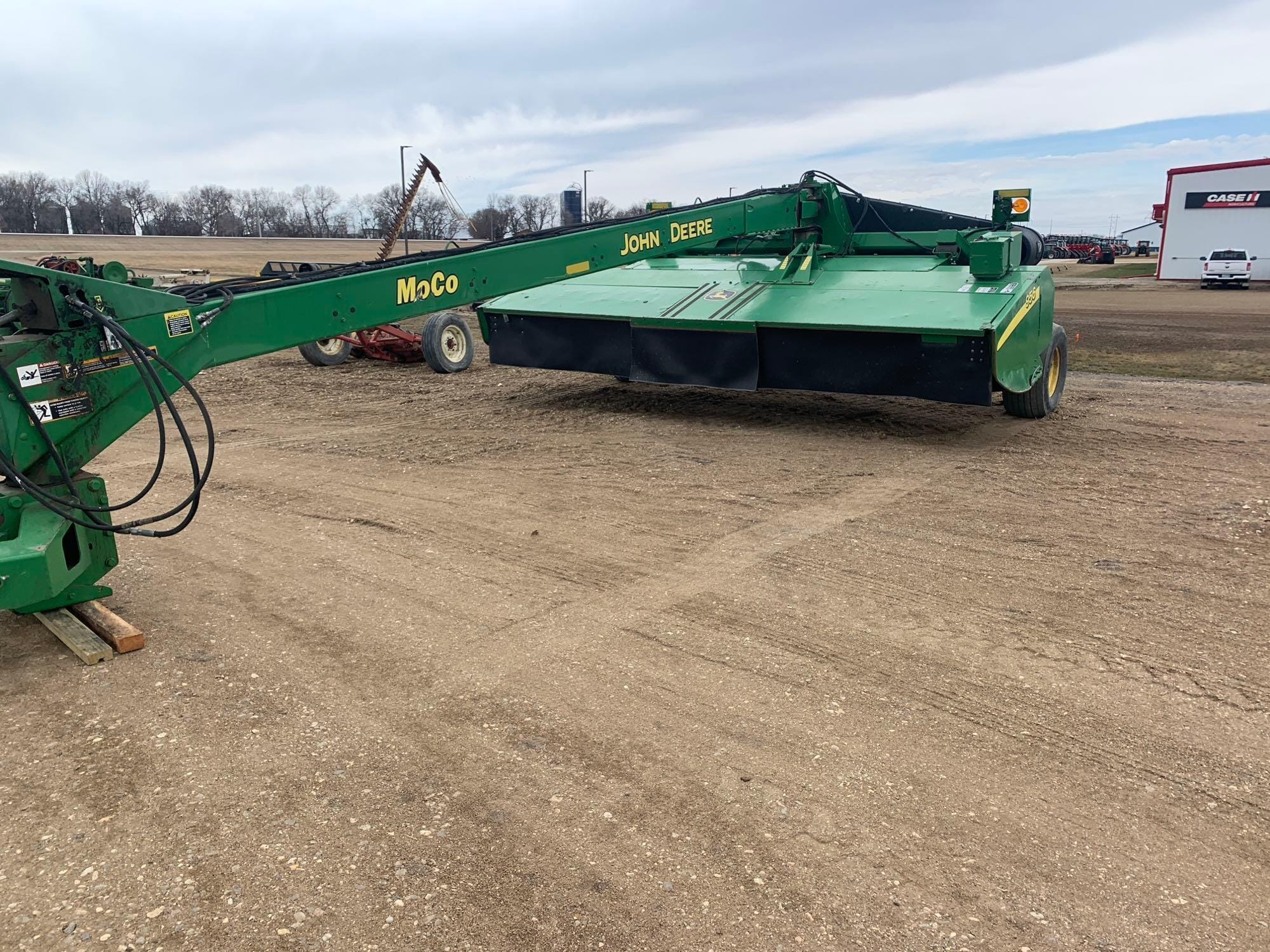 2011 John Deere 956 Equipment Image0