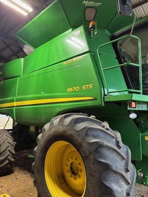 2011 John Deere 9570 STS Image