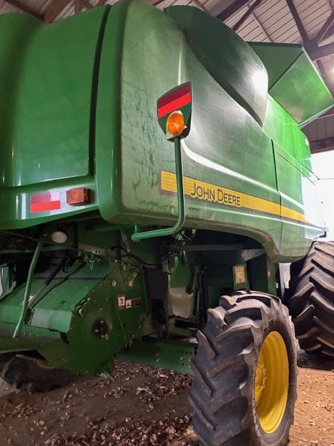 Image of John Deere 9570 STS equipment image 1
