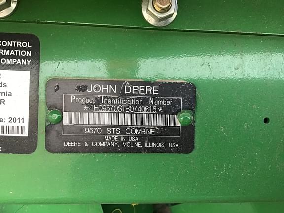 Image of John Deere 9570 STS equipment image 2