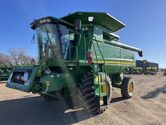 Image of John Deere 9570 STS equipment image 2