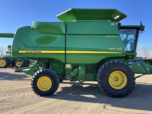 Image of John Deere 9570 STS Primary image