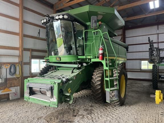 Image of John Deere 9570 STS Primary image