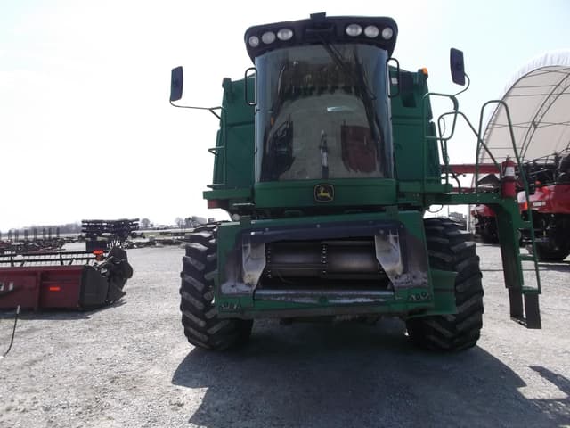 Image of John Deere 9570 STS equipment image 2