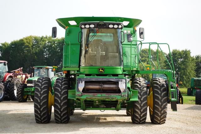 Image of John Deere 9670 STS equipment image 1