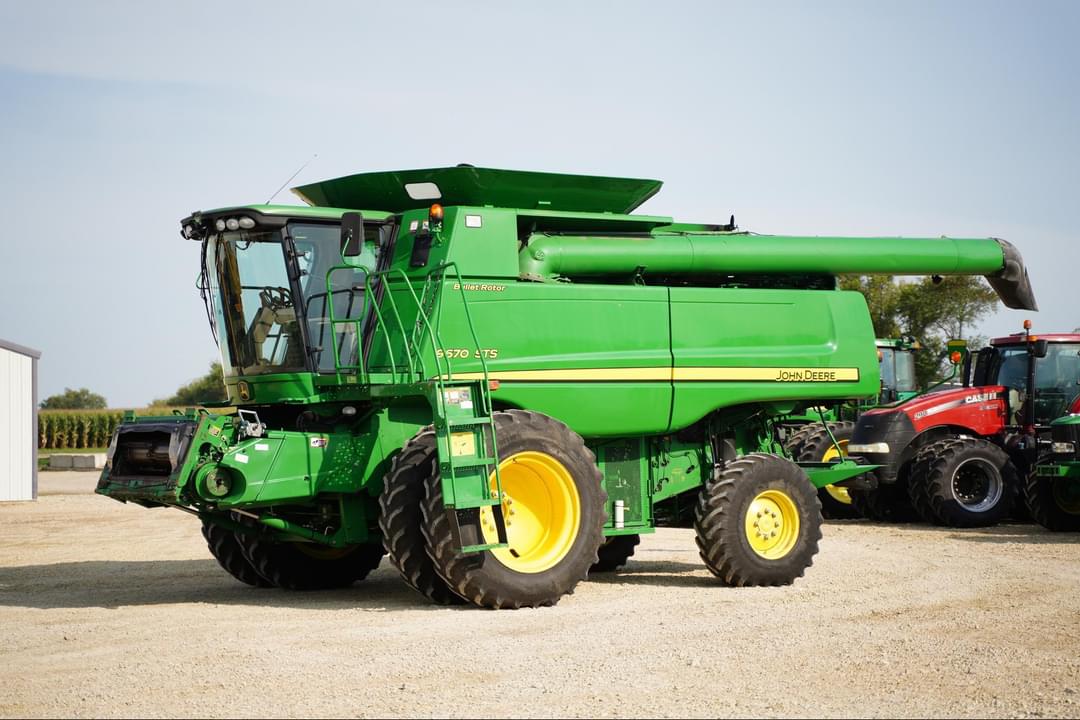 Image of John Deere 9670 STS Primary image
