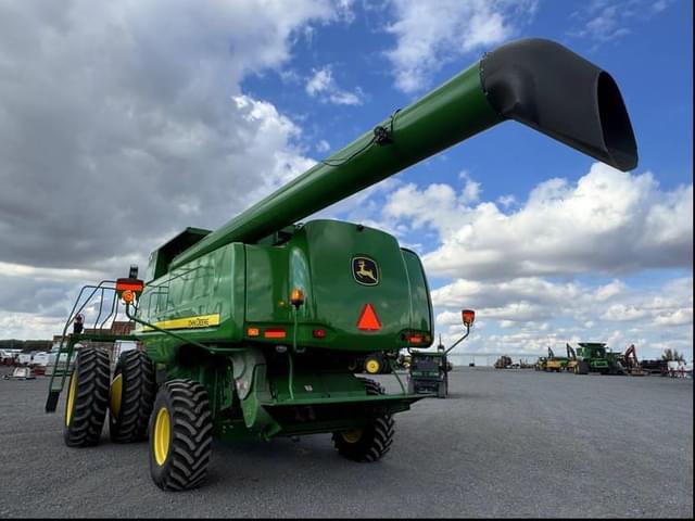 Image of John Deere 9670 STS equipment image 4
