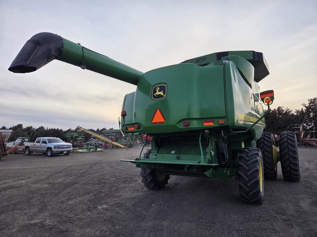 Image of John Deere 9670 STS equipment image 4