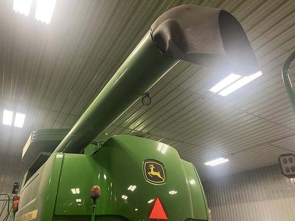 Image of John Deere 9670 STS equipment image 3
