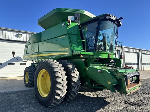 Image of John Deere 9670 STS Primary image