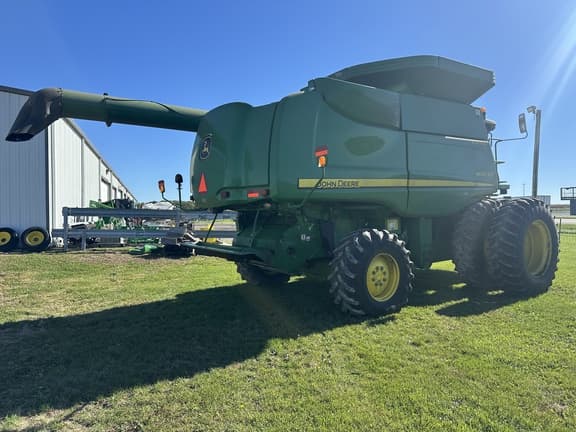 Image of John Deere 9670 STS equipment image 4