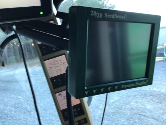 Image of John Deere 9670 STS equipment image 1