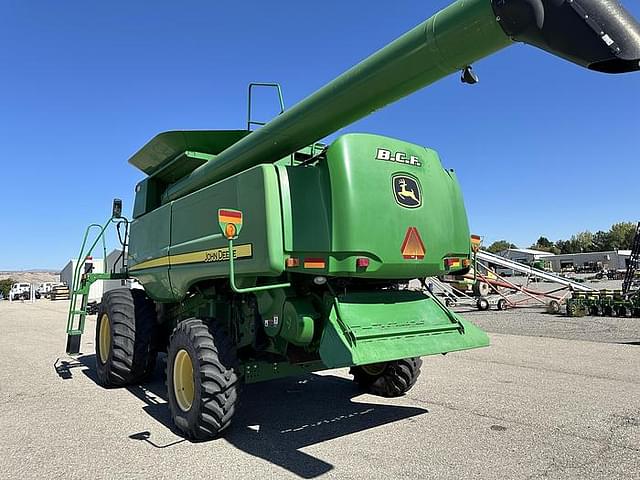 Image of John Deere 9670 STS equipment image 4