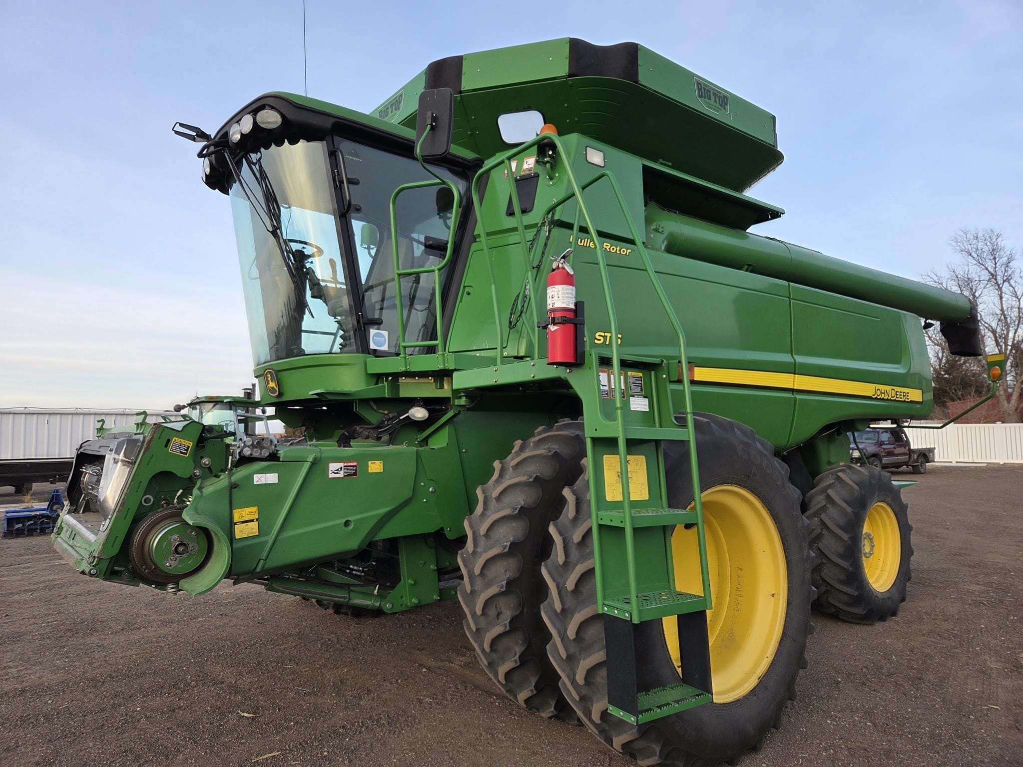 2011 John Deere 9670 STS Equipment Image0
