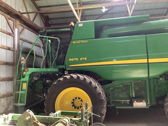 Image of John Deere 9670 STS Primary image