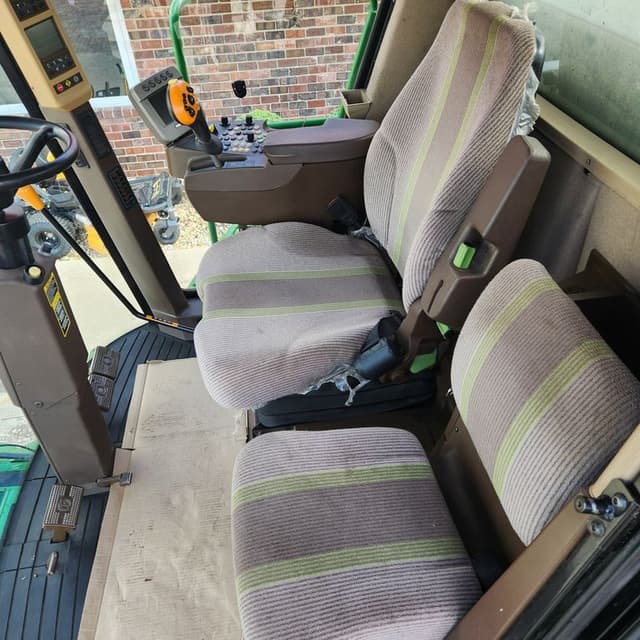 Image of John Deere 9670 STS equipment image 2