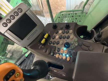 Image of John Deere 9770 STS equipment image 1