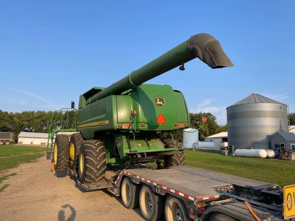 Image of John Deere 9770 STS equipment image 1