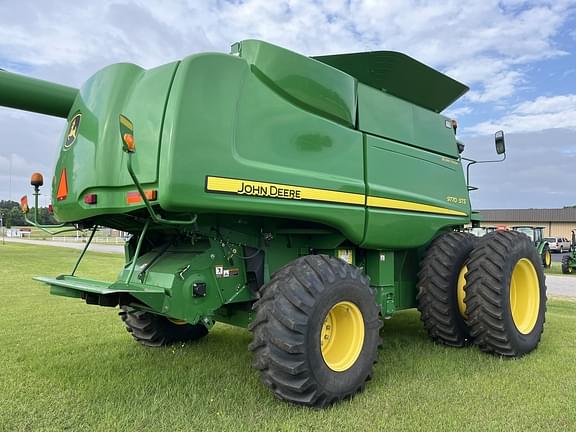 Image of John Deere 9770 STS equipment image 4