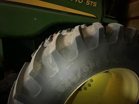 Image of John Deere 9770 STS equipment image 2