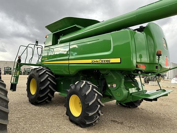 Image of John Deere 9770 STS equipment image 2