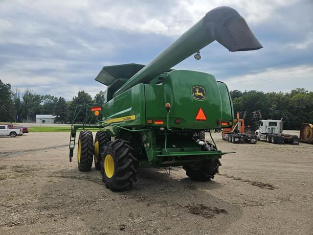 Image of John Deere 9770 STS equipment image 4