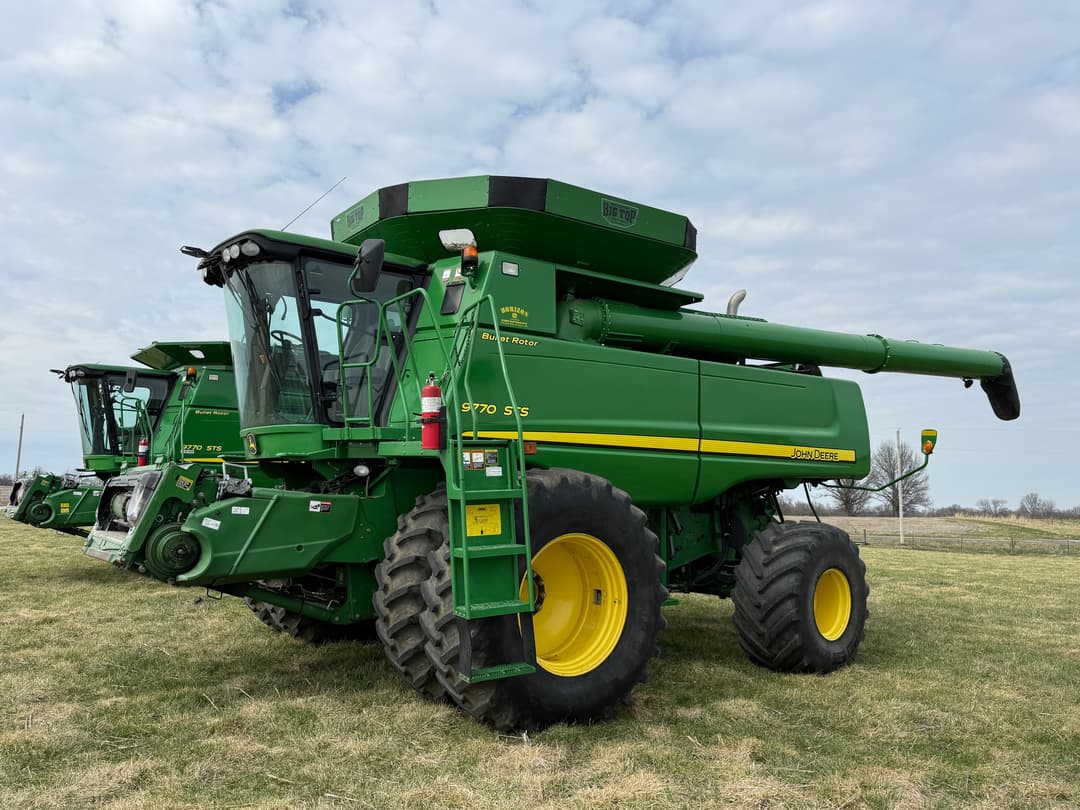 Image of John Deere 9770 STS Primary image