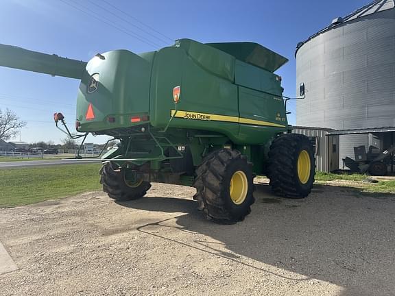 Image of John Deere 9770 STS equipment image 2