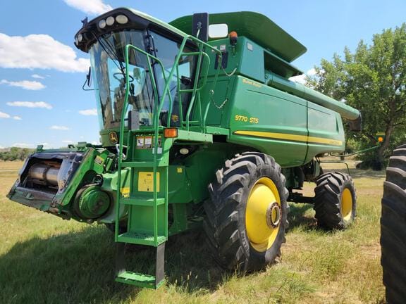 Main image John Deere 9770 STS
