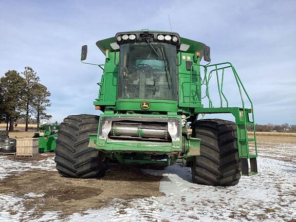 Image of John Deere 9770 STS equipment image 4