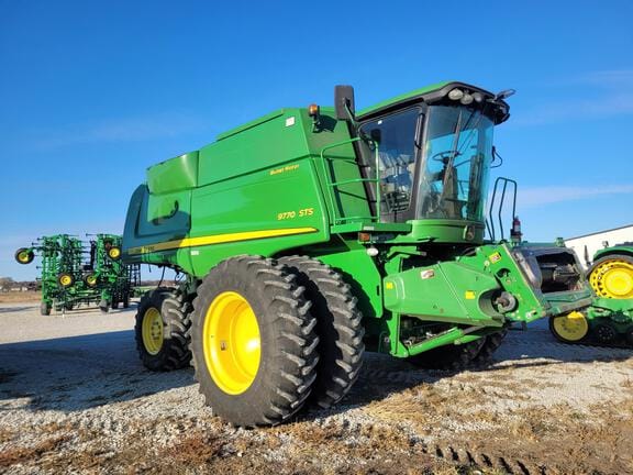 2011 John Deere 9770 STS Equipment Image0