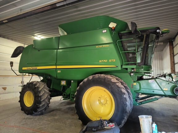 Main image John Deere 9770 STS