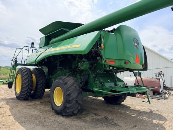 Image of John Deere 9770 STS equipment image 2