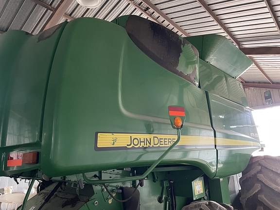 Image of John Deere 9770 STS equipment image 3