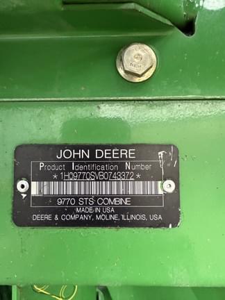 Image of John Deere 9770 STS equipment image 2