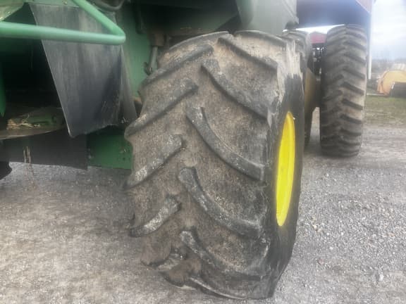 Image of John Deere 9770 STS equipment image 4