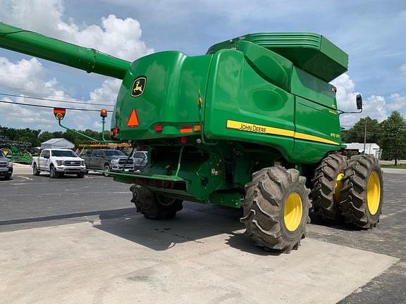 Image of John Deere 9770 STS equipment image 4