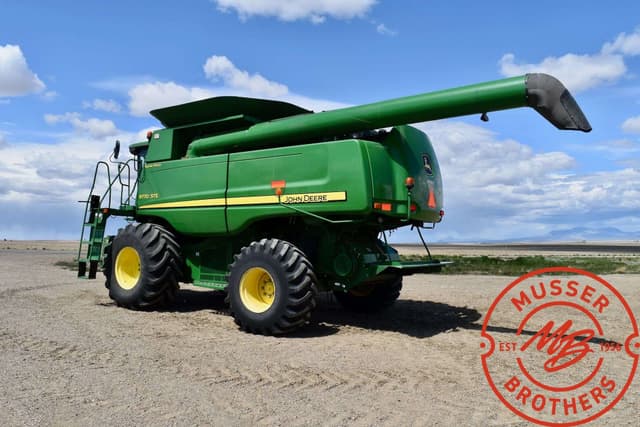 Image of John Deere 9770 STS equipment image 4