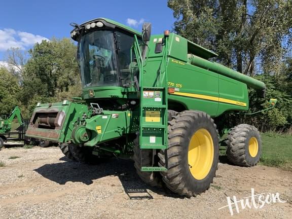 Image of John Deere 9770 STS equipment image 3